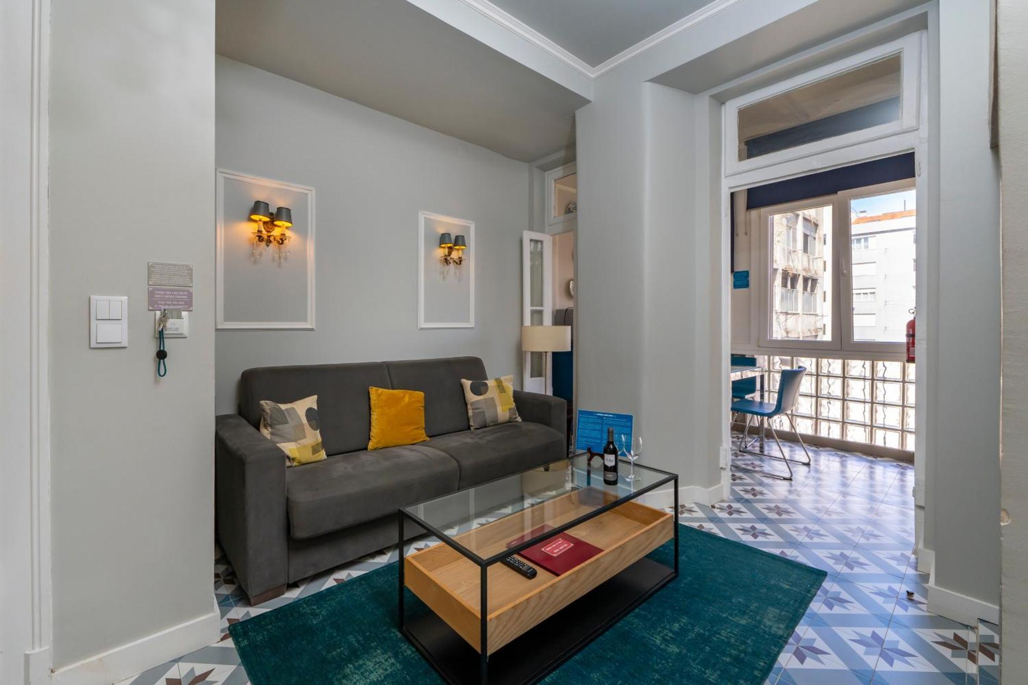 Portuguese Charm In Appartement *